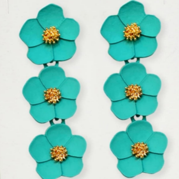 Triple Aqua Blue Flowers Post Earrings 3 Flower Blossoms Floral New - Picture 1 of 5